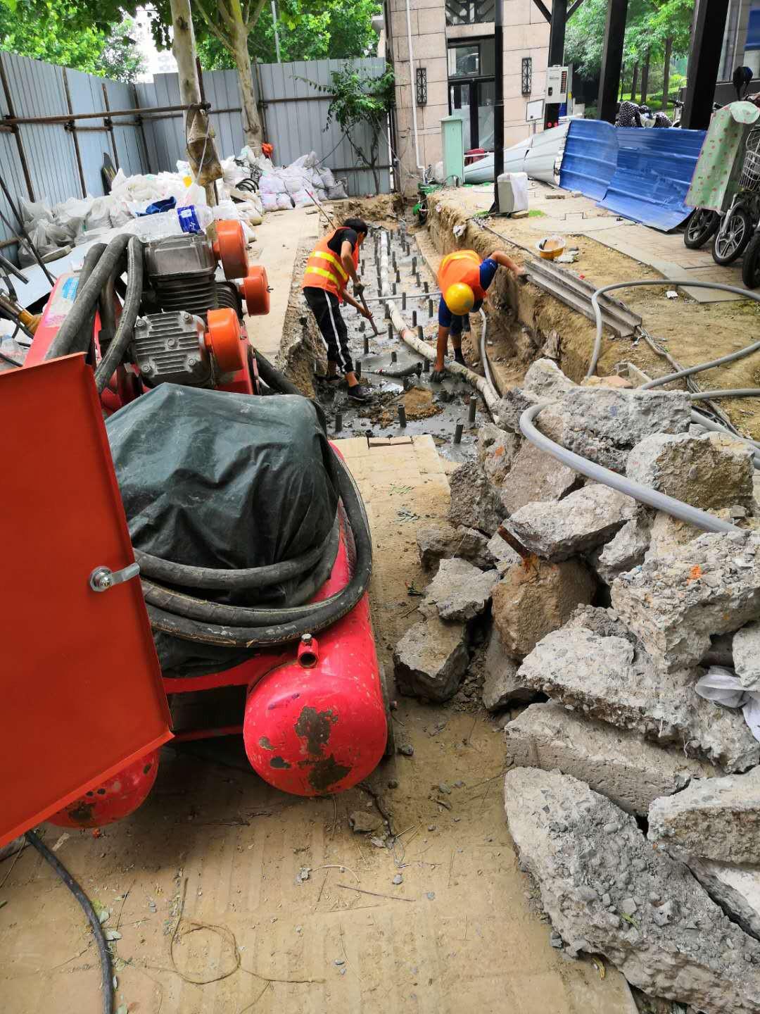 威远地基加固解决房子的地基下沉问题